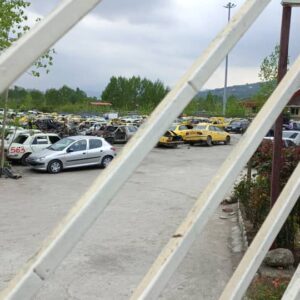 مرکز اسقاط خودروهای فرسوده رحمانی در بابل 2