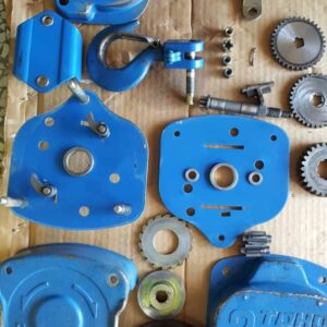 کلیه قطعات یدکی جرثقیل موجود میباشد 6