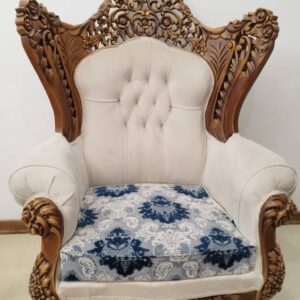 تعمیرات تخصصی مبل کلاسیک بهادری در چالوس