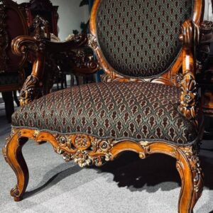 تعمیرات تخصصی مبل کلاسیک بهادری در چالوس